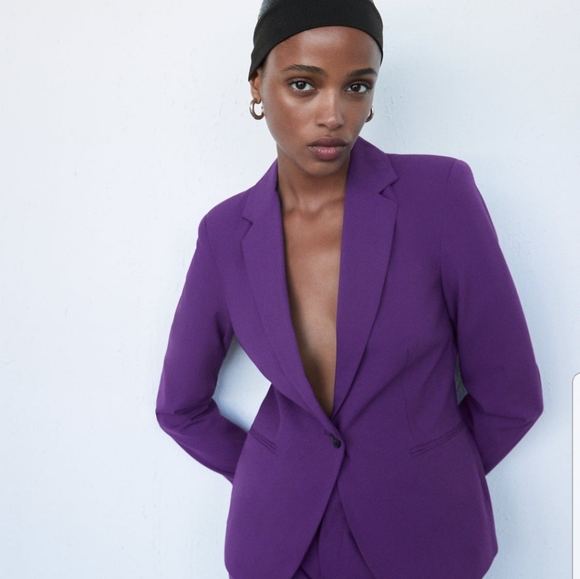 Zara Jackets & Blazers - Blazer